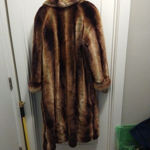 Plus Size Ashley Stewart Full Length Faux Fur 2x